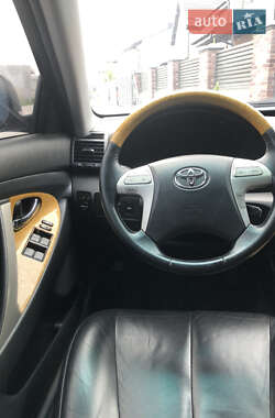 Седан Toyota Camry 2006 в 