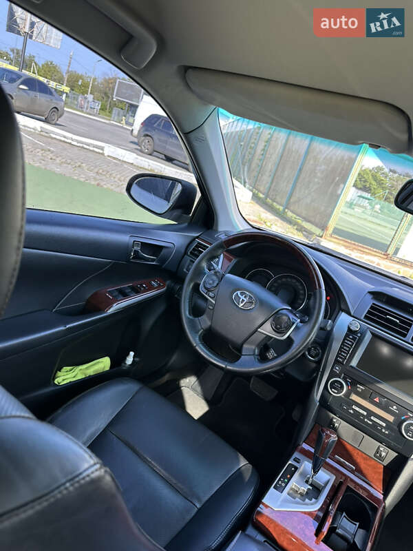 Седан Toyota Camry 2012 в Харькове