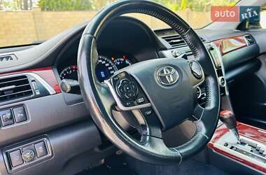 Седан Toyota Camry 2012 в 
