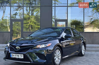 Седан Toyota Camry 2017 в 