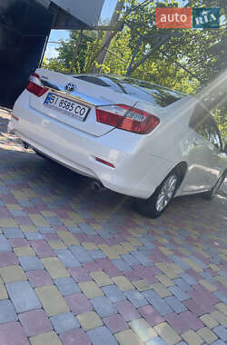 Седан Toyota Camry 2014 в 