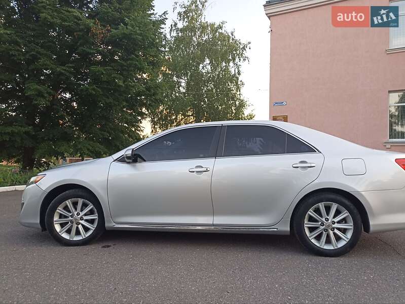 Седан Toyota Camry 2012 в 