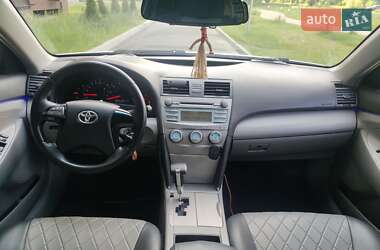 Седан Toyota Camry 2006 в 