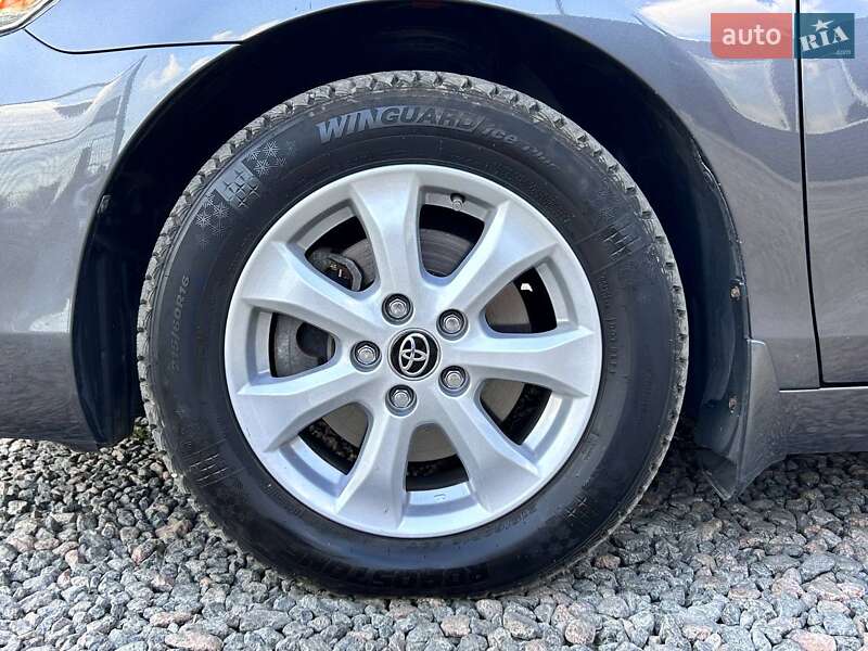 Седан Toyota Camry 2010 в Одессе