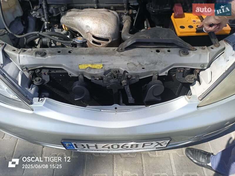 Седан Toyota Camry 2003 в Одессе
