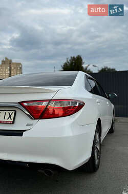 Седан Toyota Camry 2016 в 