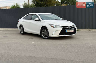 Седан Toyota Camry 2016 в 