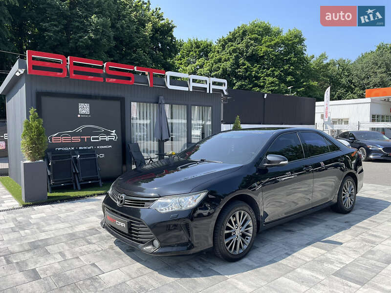 Toyota Camry 2014