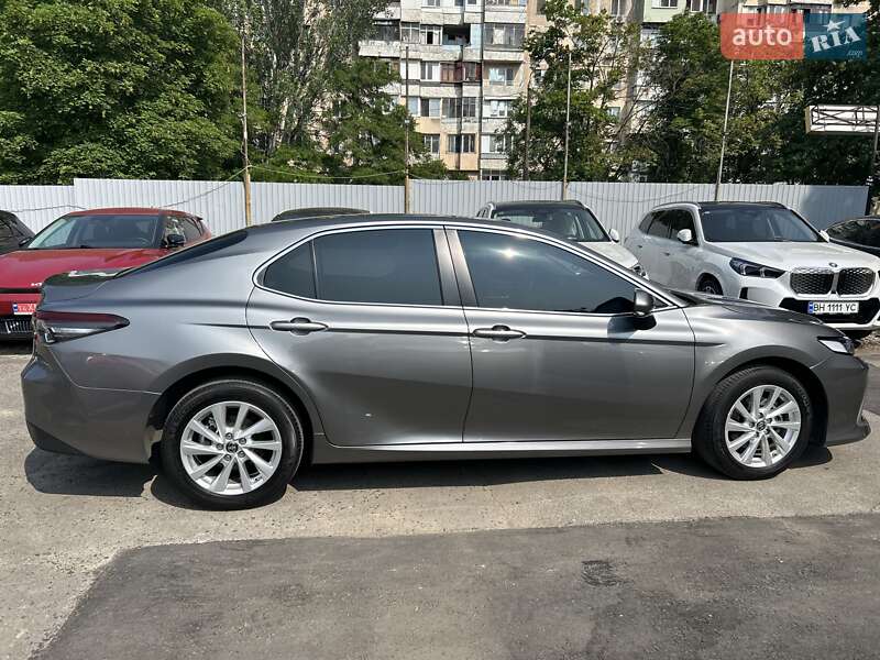 Седан Toyota Camry 2024 в Одесі
