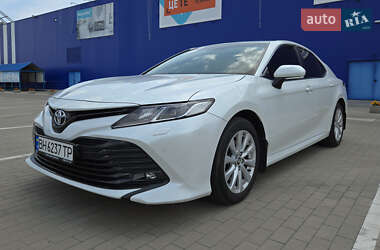 Седан Toyota Camry 2019 в Вінниці