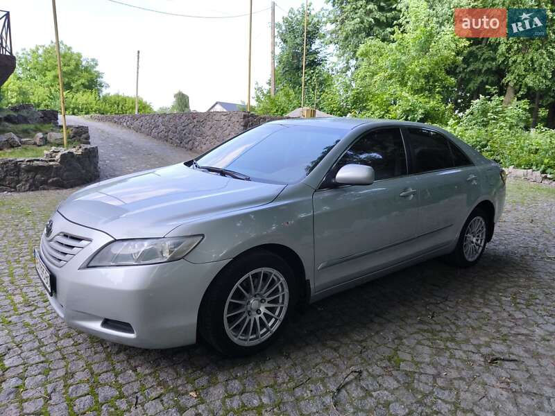 Седан Toyota Camry 2008 в Козятині