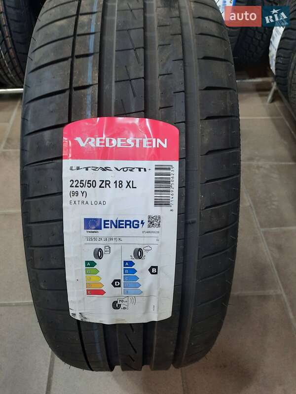 Седан Toyota Camry 2015 в Кременчуці