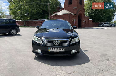 Седан Toyota Camry 2012 в 