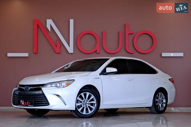 Toyota Camry 2016