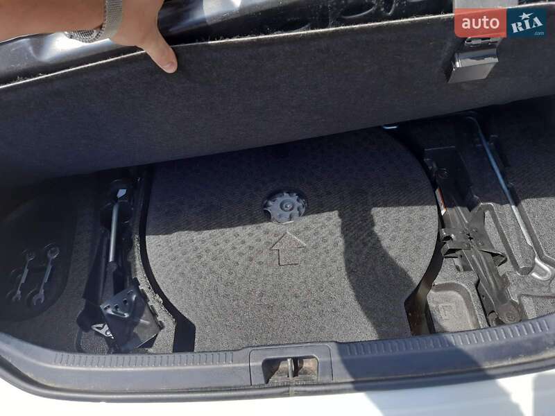 Седан Toyota Camry 2017 в Києві