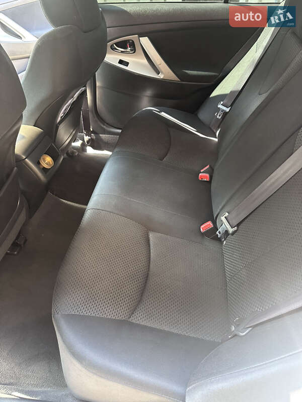 Седан Toyota Camry 2006 в Тячеве