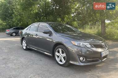 Седан Toyota Camry 2012 в Полтаві