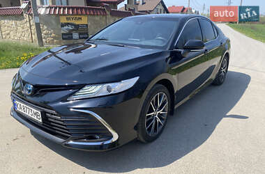 Седан Toyota Camry 2021 в Ивано-Франковске