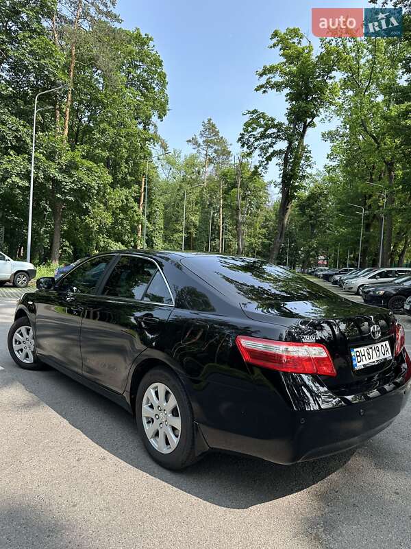 Седан Toyota Camry 2008 в Харкові