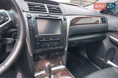 Седан Toyota Camry 2015 в 
