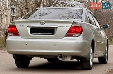 Седан Toyota Camry 2006 в 