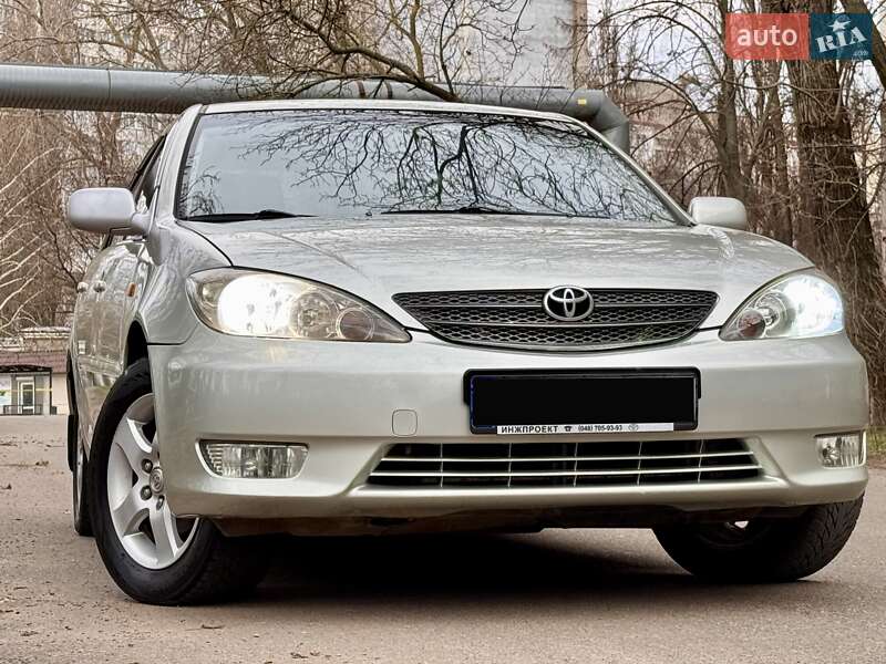 Седан Toyota Camry 2006 в 
