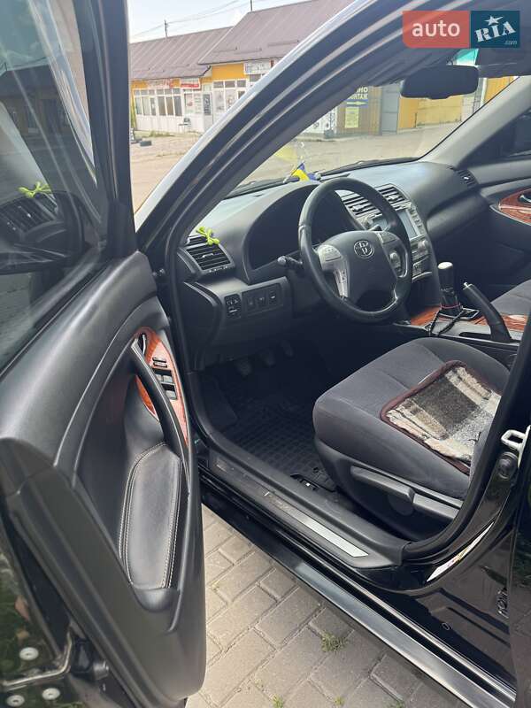 Седан Toyota Camry 2011 в Рівному фото 11 Седан Toyota Camry 2011 в Рівному