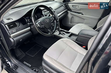Седан Toyota Camry 2017 в 