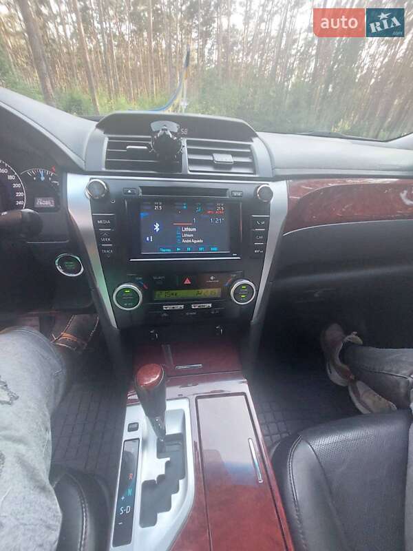 Седан Toyota Camry 2011 в Сновську