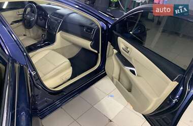 Седан Toyota Camry 2017 в 
