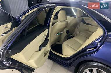 Седан Toyota Camry 2017 в 