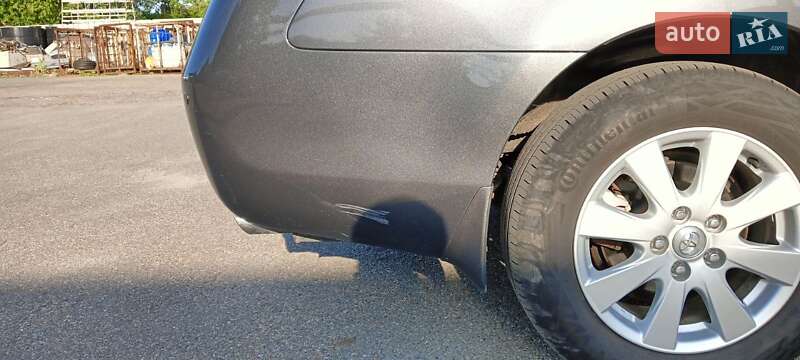 Седан Toyota Camry 2007 в Києві