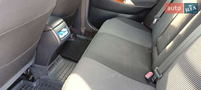 Седан Toyota Camry 2007 в Києві