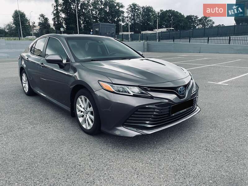 Toyota Camry 2018