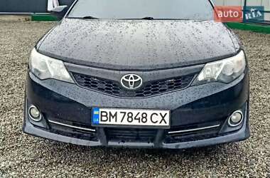 Седан Toyota Camry 2014 в Львове