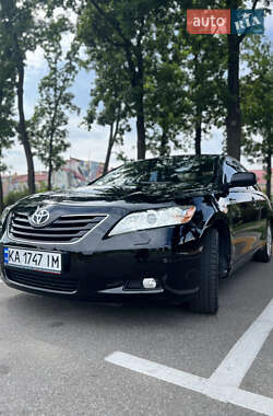 Седан Toyota Camry 2007 в Києві