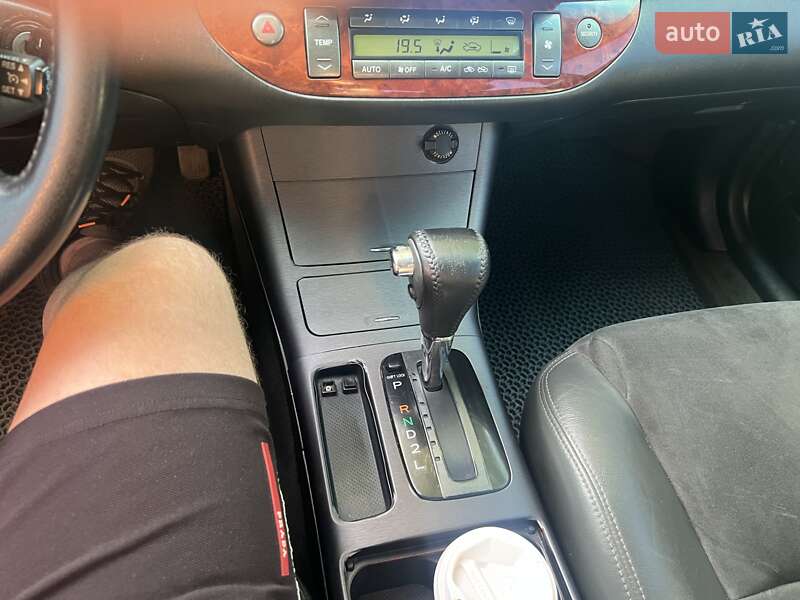 Седан Toyota Camry 2005 в Вінниці