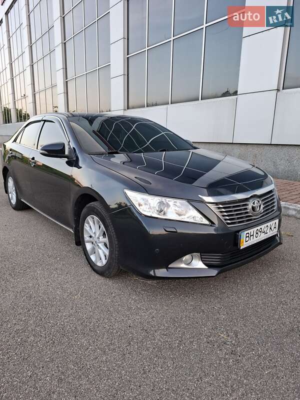 Toyota Camry 2012