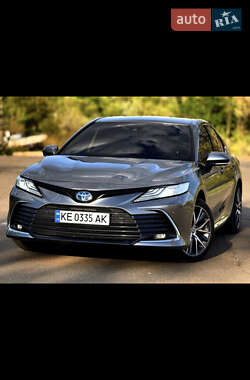 Седан Toyota Camry 2021 в Кривом Роге