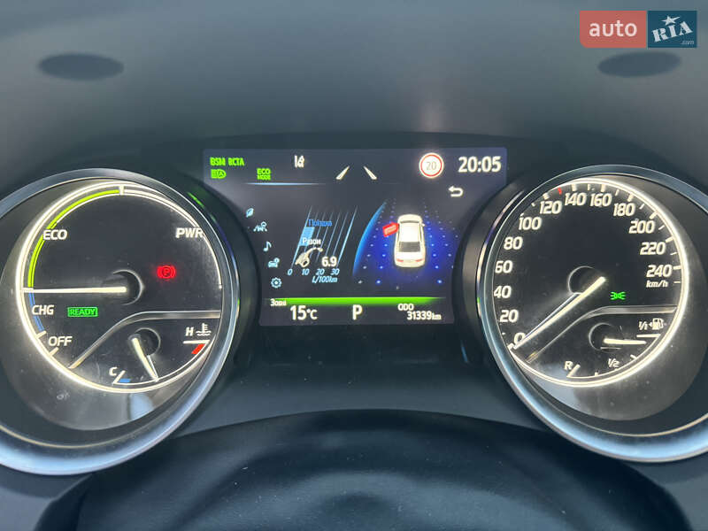 Седан Toyota Camry 2021 в Києві