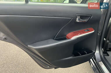 Седан Toyota Camry 2014 в 