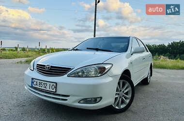 Седан Toyota Camry 2003 в Умани