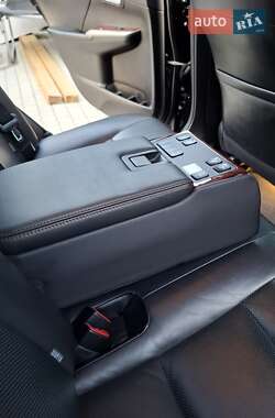 Седан Toyota Camry 2011 в 