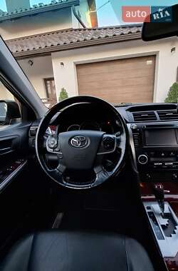 Седан Toyota Camry 2011 в 