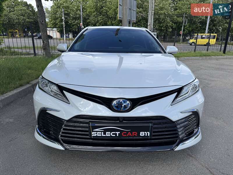 Toyota Camry 2023