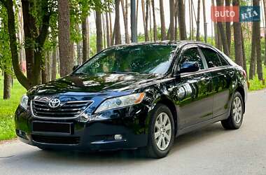 Седан Toyota Camry 2009 в Києві
