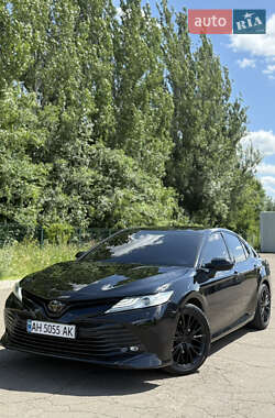 Седан Toyota Camry 2017 в Краматорске