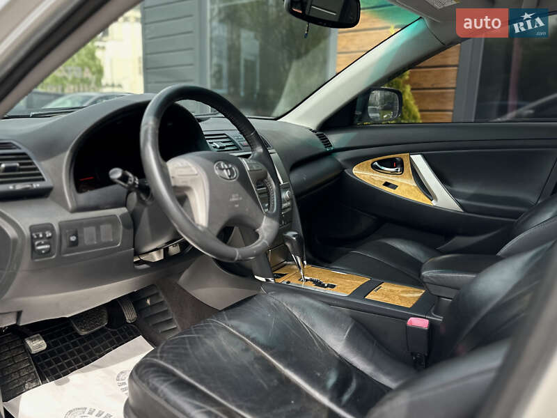 Седан Toyota Camry 2006 в Шептицькому