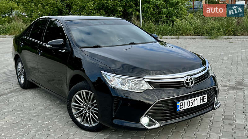 Седан Toyota Camry 2014 в Полтаве