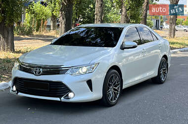 Седан Toyota Camry 2016 в 